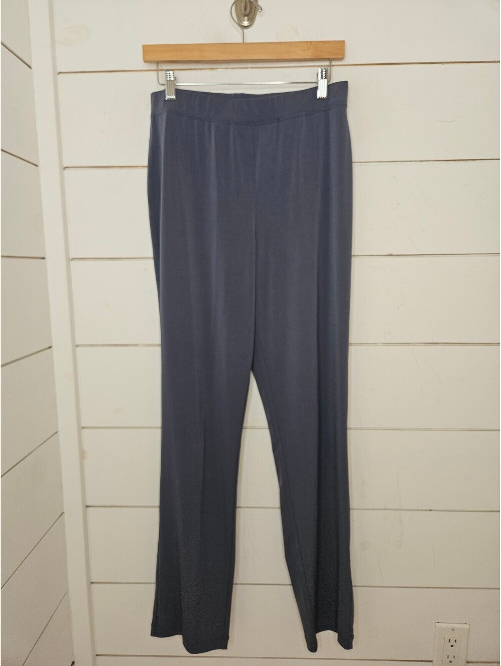 Susan Graver Liquid Knit small grey straight leg pull on pants
